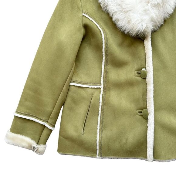 🔃Novelti Adorable Junior Green Faux Suede Faux Fur Jacket - Picture 10 of 15
